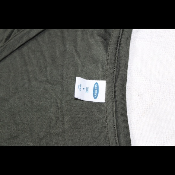 Tshirt - Picture 2 of 5